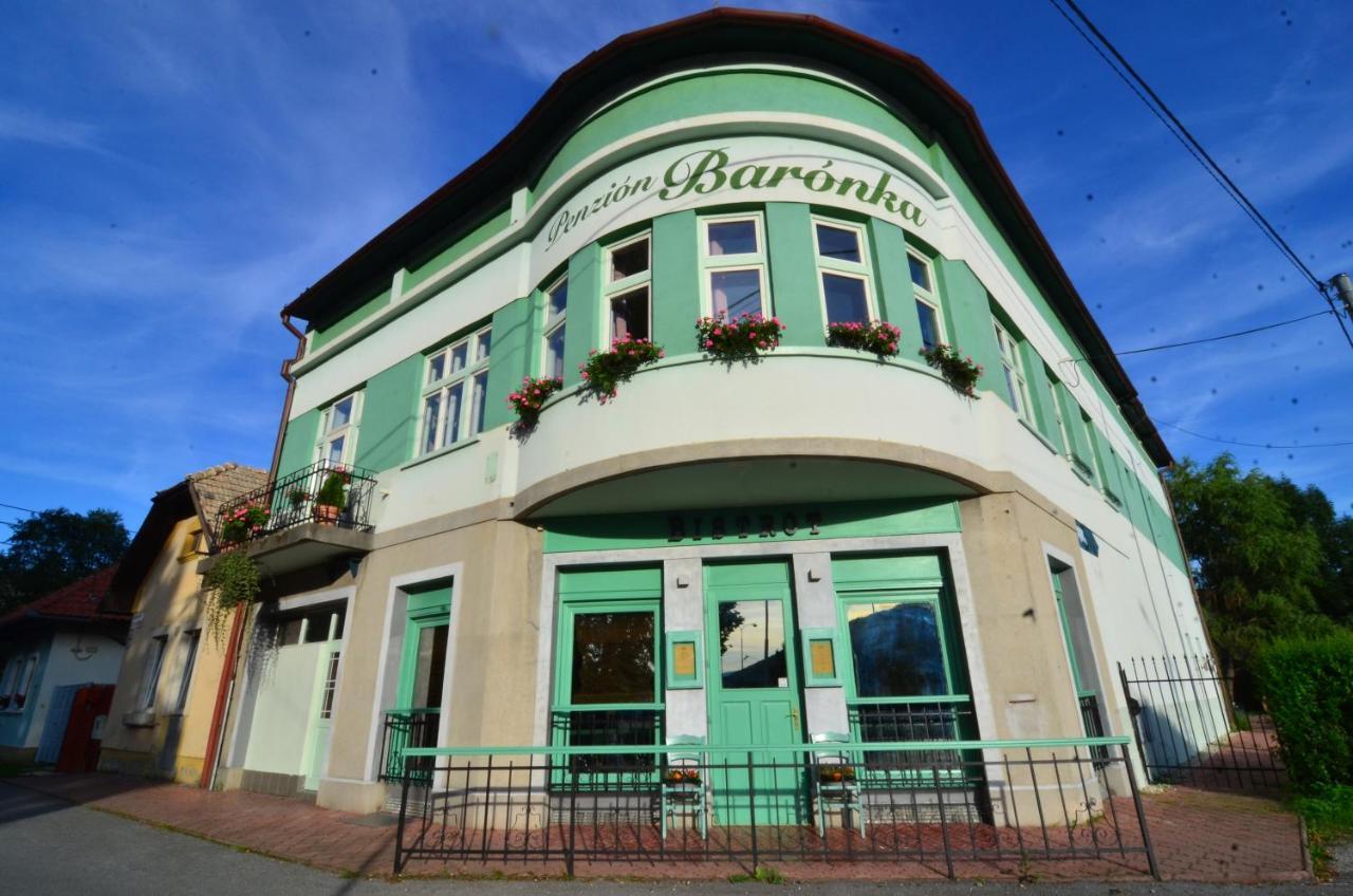 Baronka Bed & Breakfast & Bistrot Betliar Exterior photo